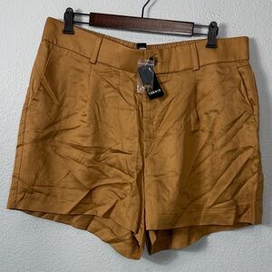 NWT Torrid Women's Linen Blend Shorts